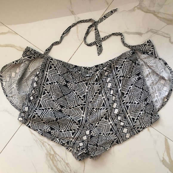 BAND OF GYPSIES Aztec Black And White Print Shorts Size XS - Picture 2 of 9